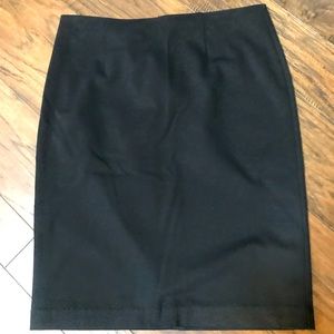 Chico’s Size 1 black pencil skirt